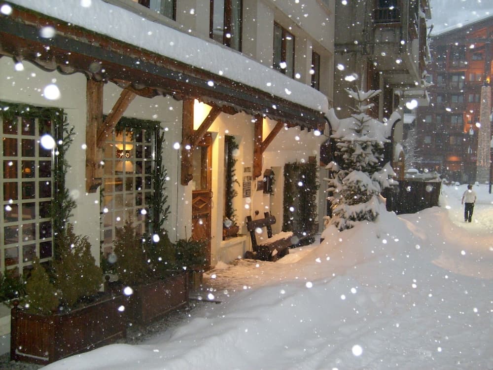 Primary image