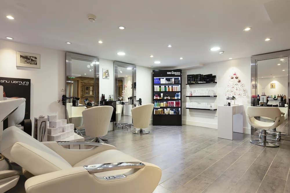 Hair salon