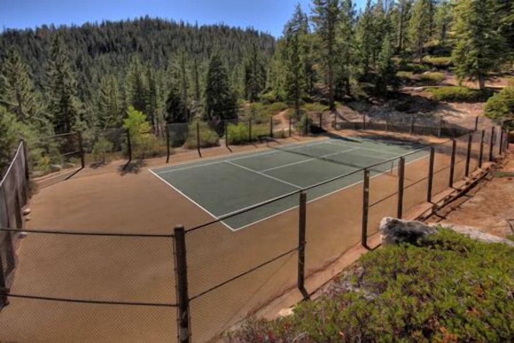 Tennis court