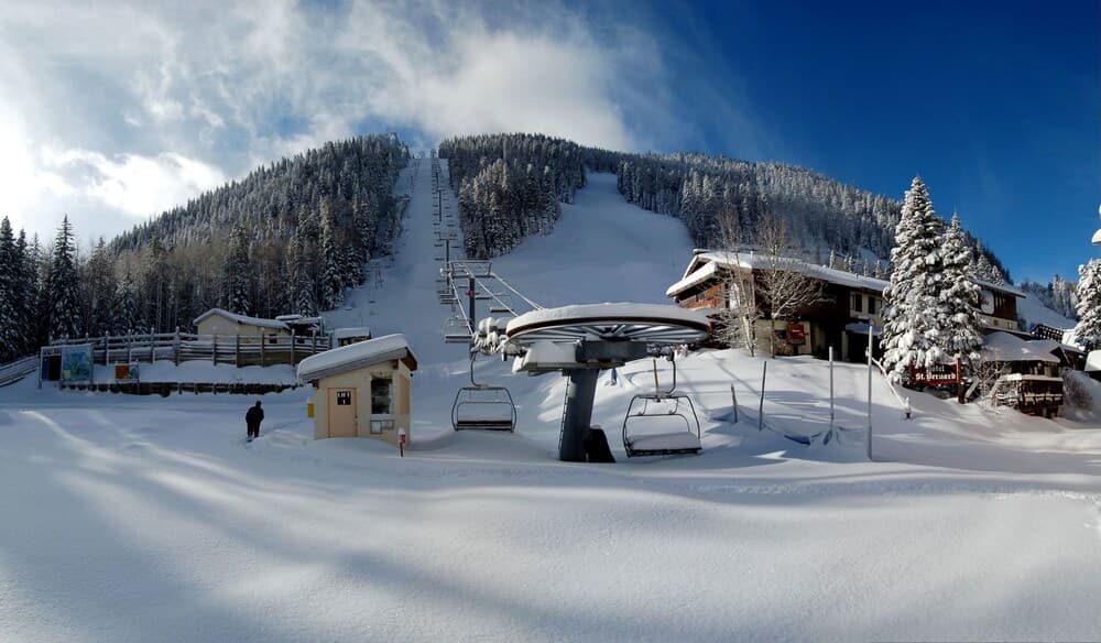 Ski hill