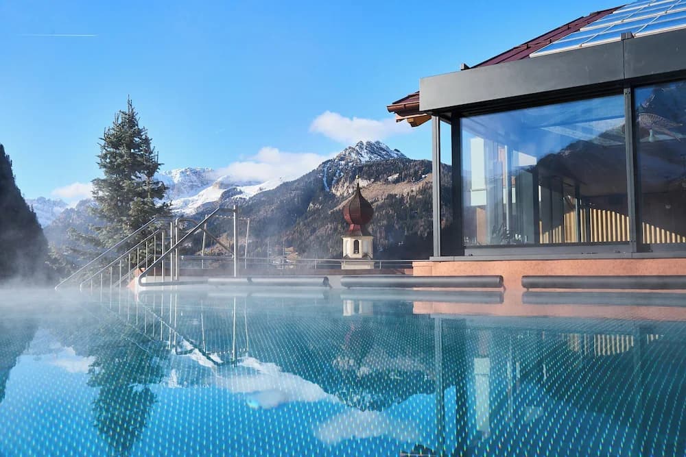 Rooftop pool
