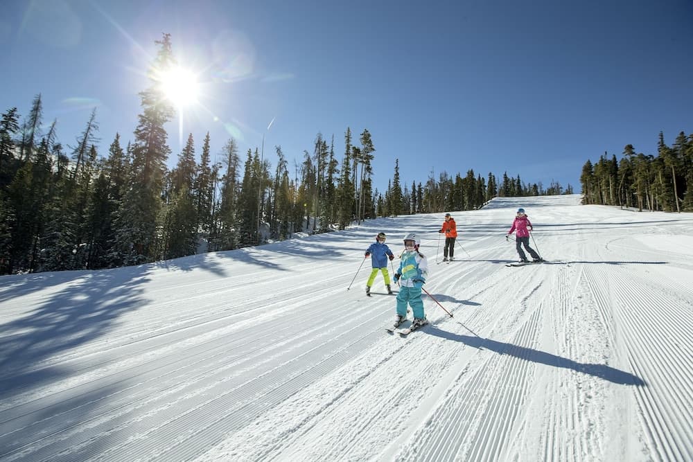 Snow and ski sports
