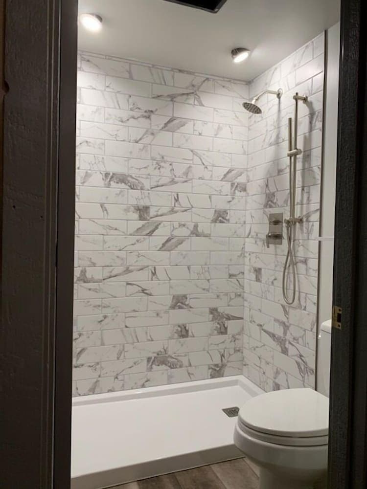Bathroom shower