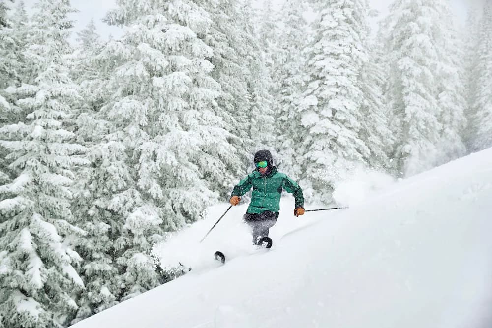 Snow and ski sports