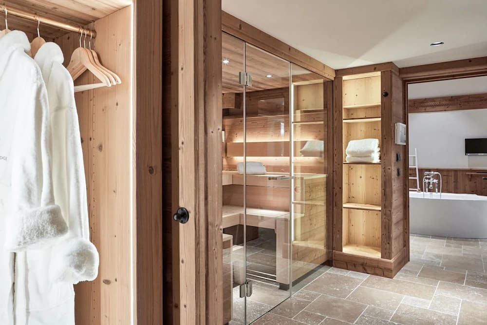 Bathroom shower