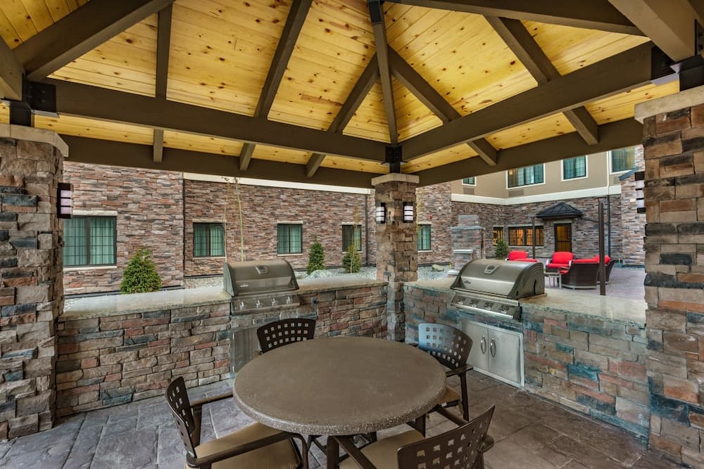BBQ/picnic area