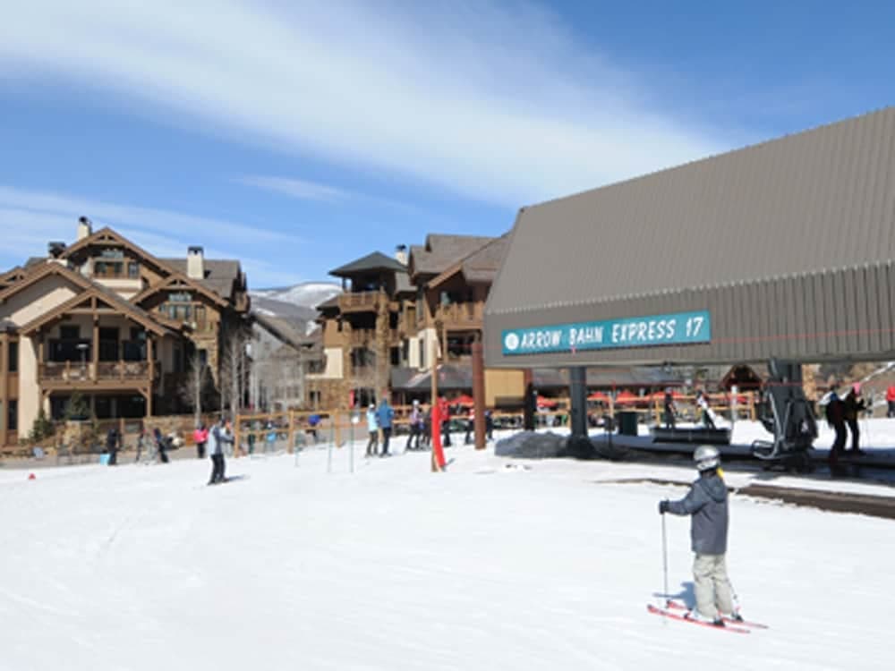 Snow and ski sports