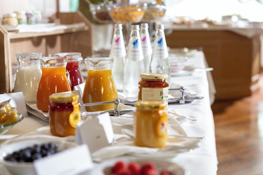 Breakfast buffet
