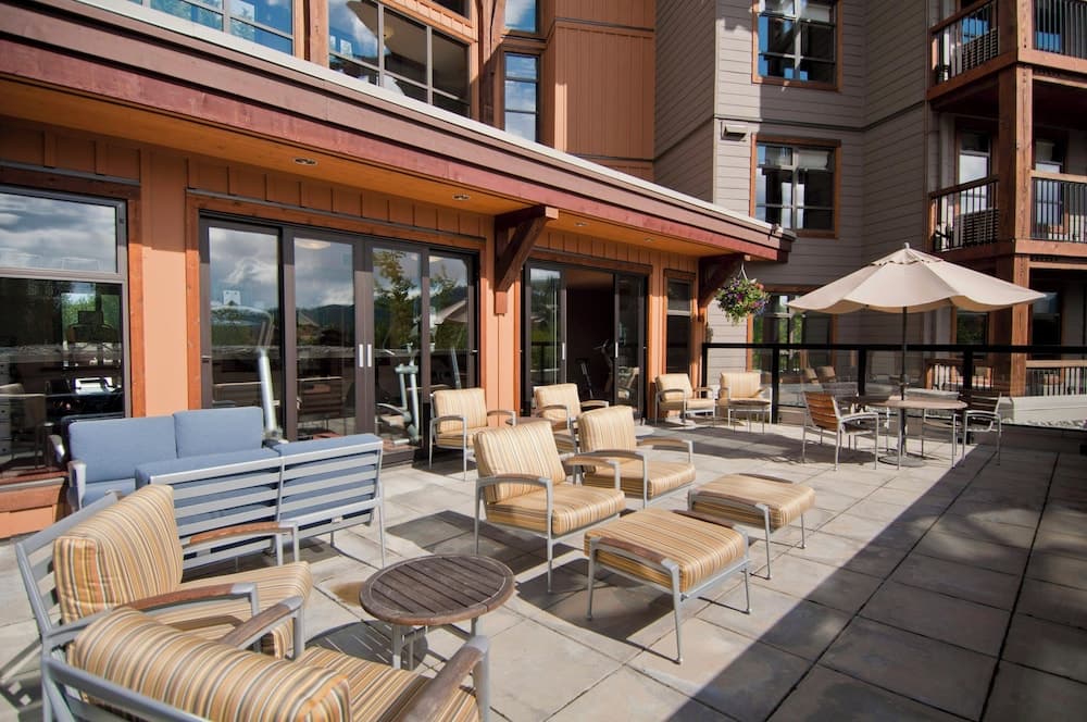 Sundeck