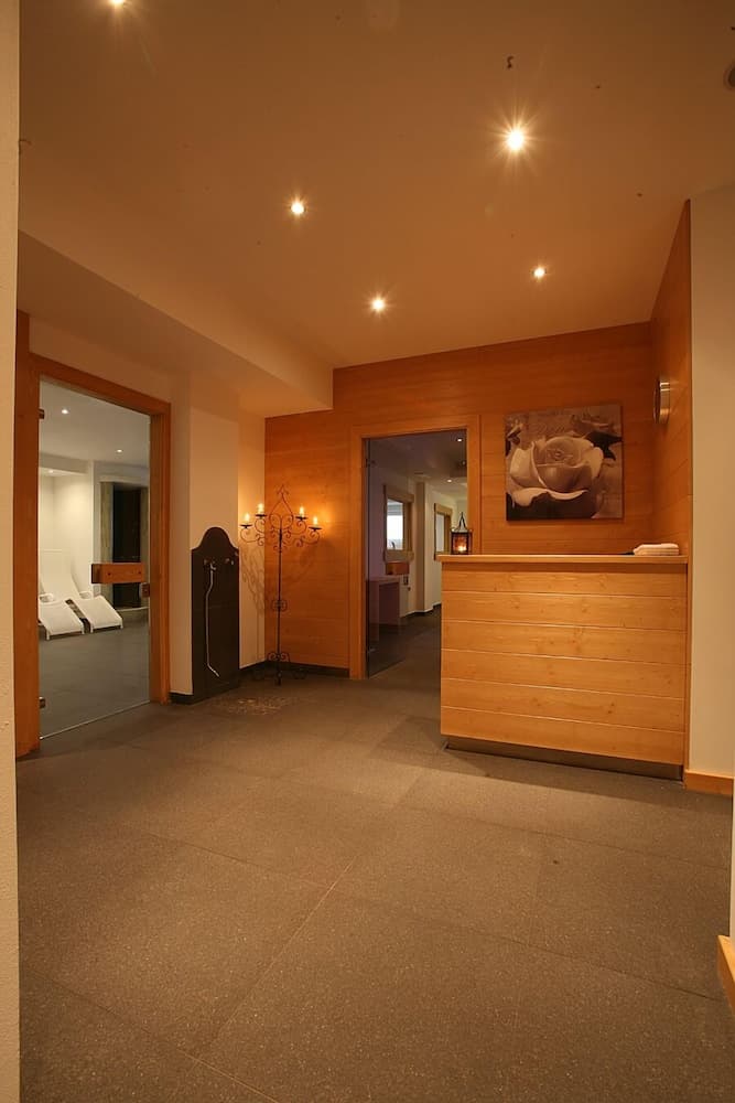 Spa reception