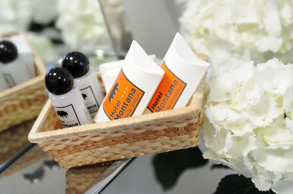 Bathroom amenities