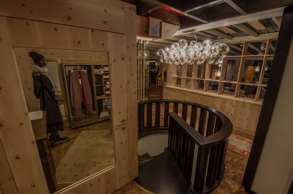 Gift shop
