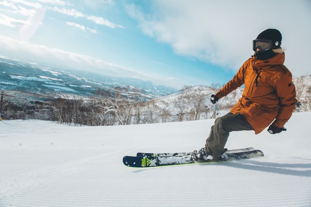 Snow and ski sports