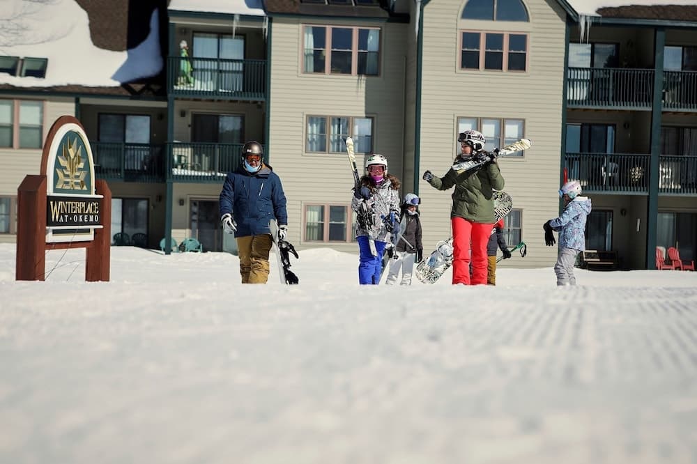 Snow and ski sports