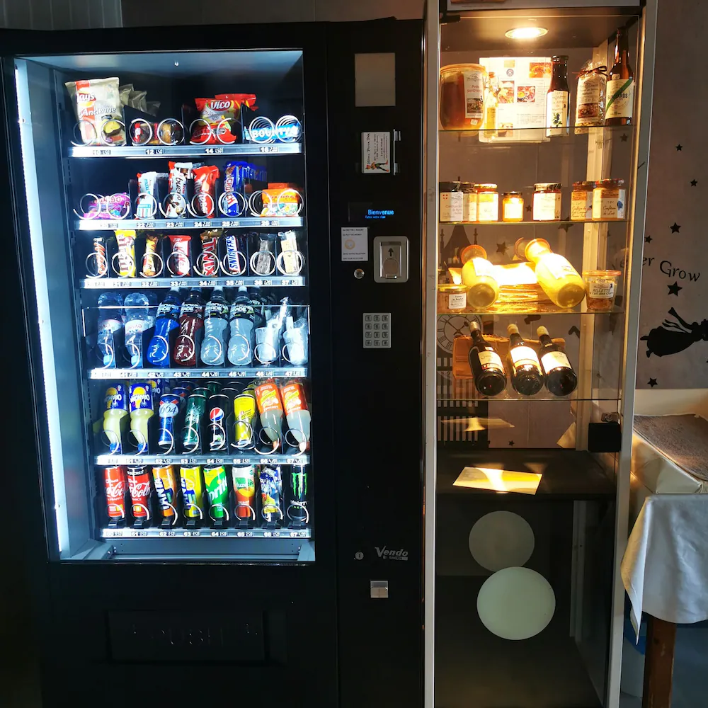 Snack bar