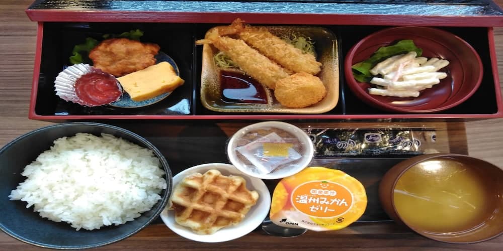 Breakfast meal