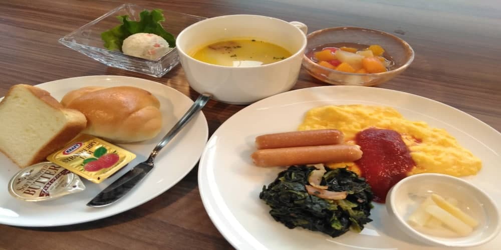 Breakfast meal