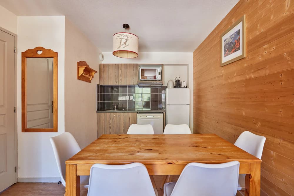 Private kitchenette