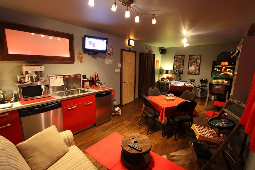 Game room