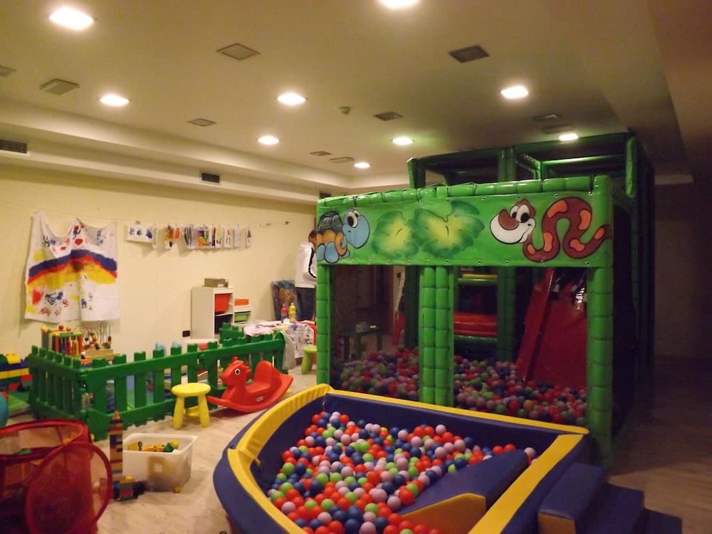 Children's play area - indoor