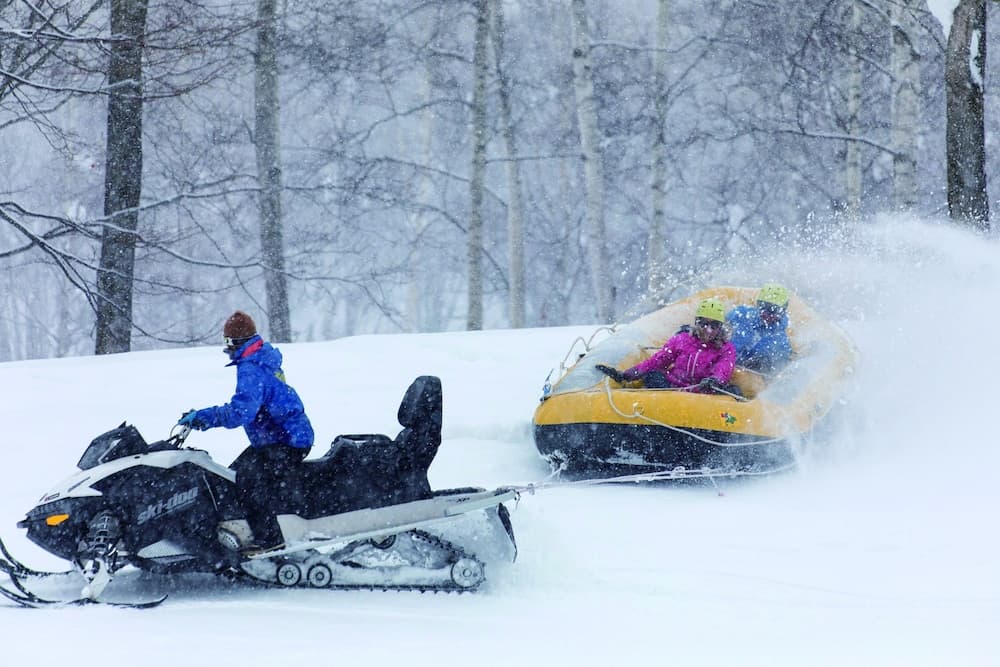 Snow and ski sports