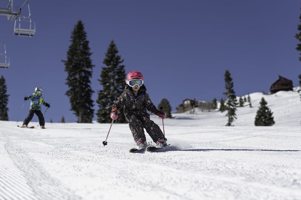 Snow and ski sports