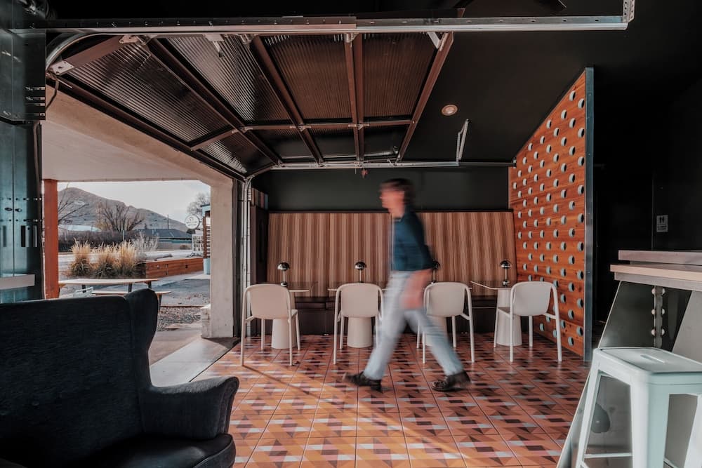 Coffee shop