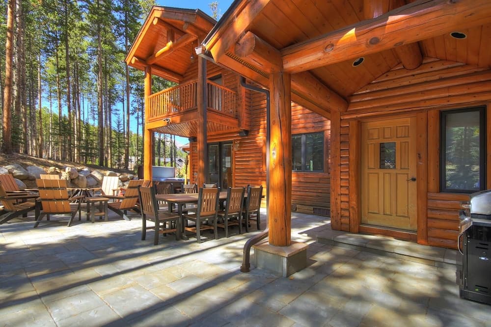 BBQ/picnic area