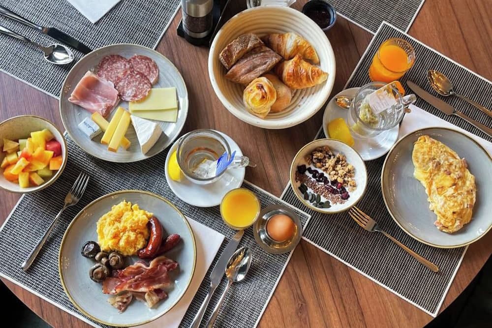 Breakfast area