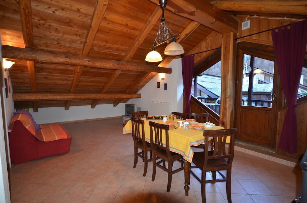 In-room dining