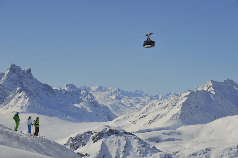 Snow and ski sports