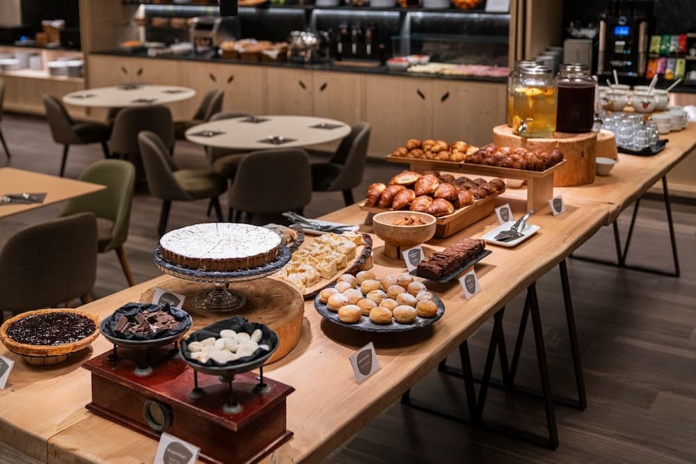 Breakfast buffet