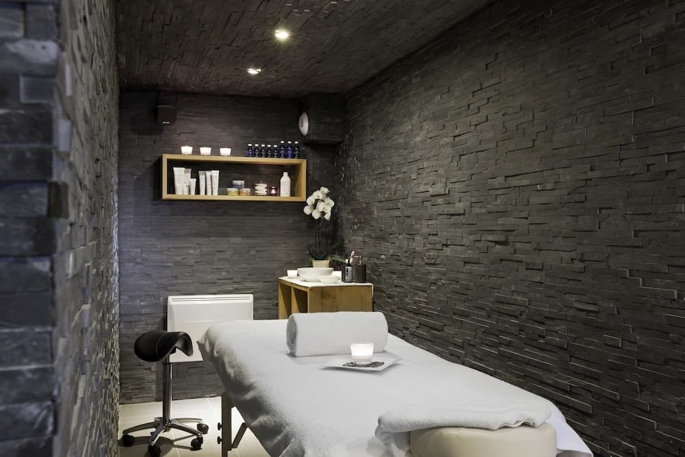 Treatment room