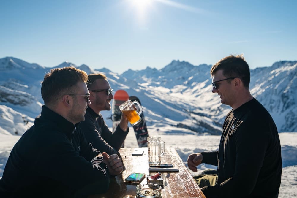 Snow and ski sports