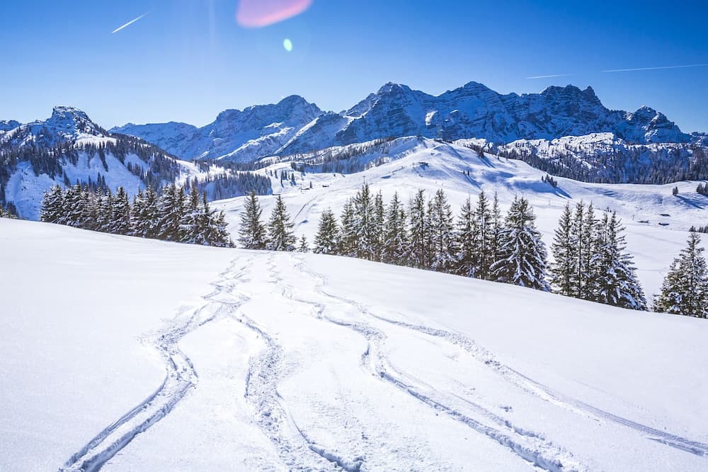 Snow and ski sports