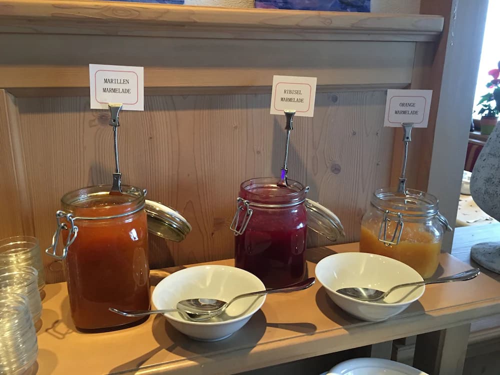 Breakfast buffet