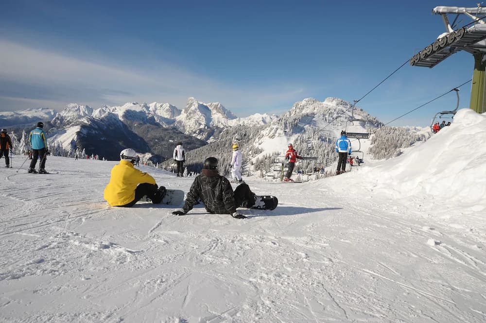Snow and ski sports