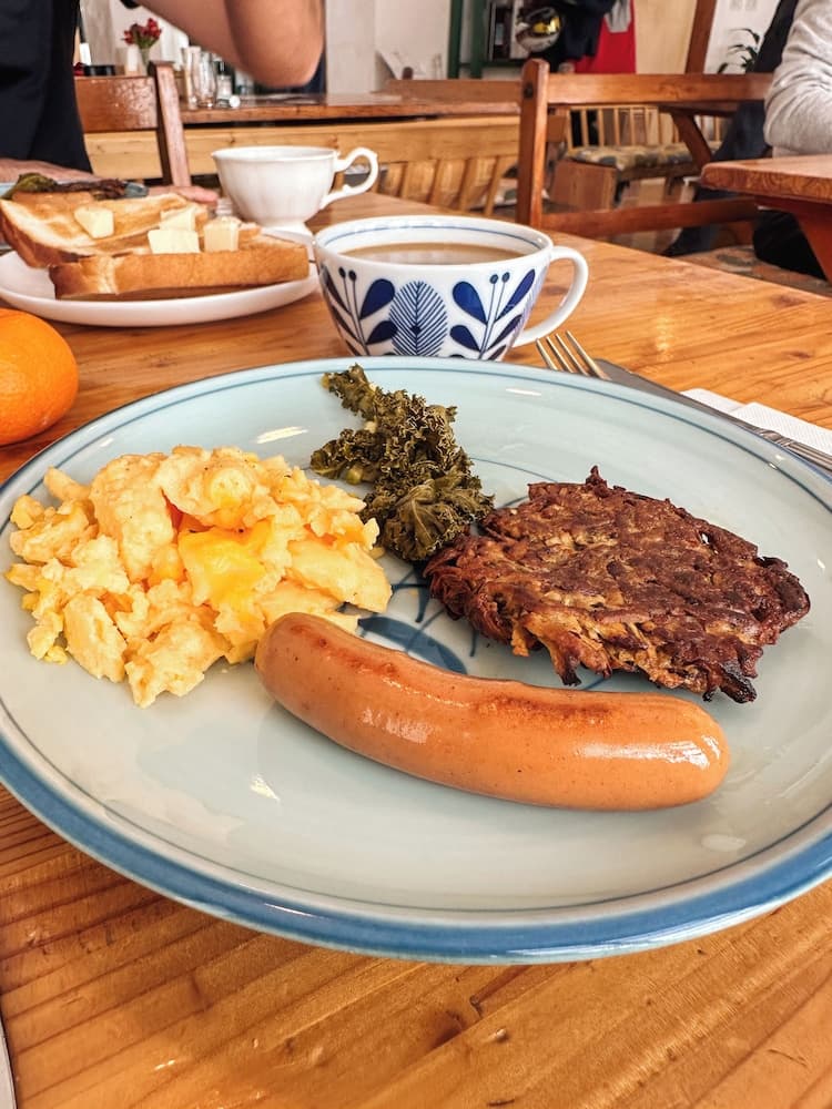 Breakfast meal