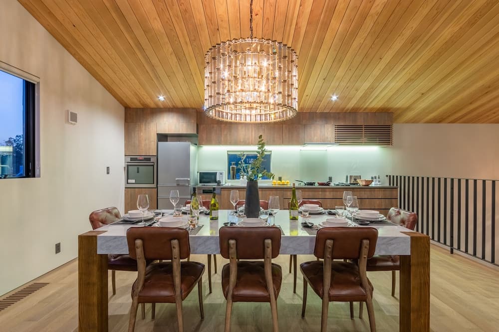In-room dining