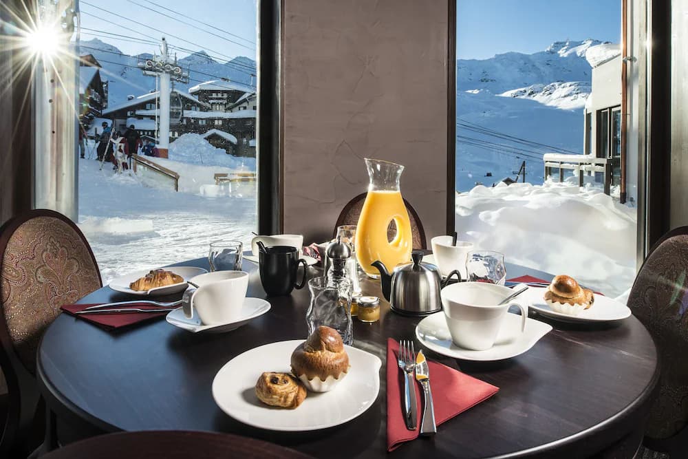 Breakfast area