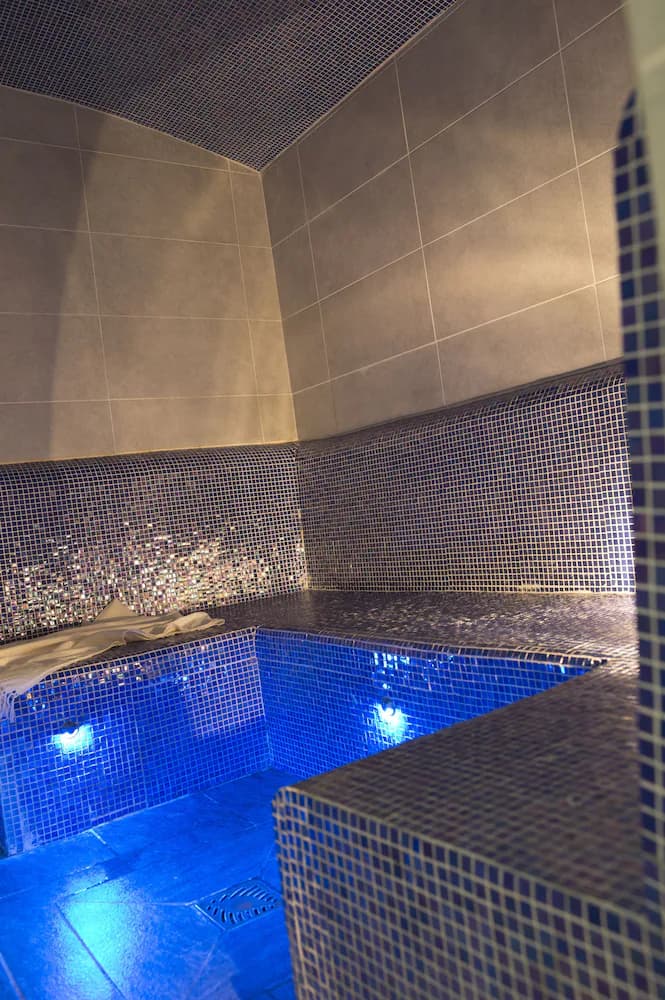 Steam room