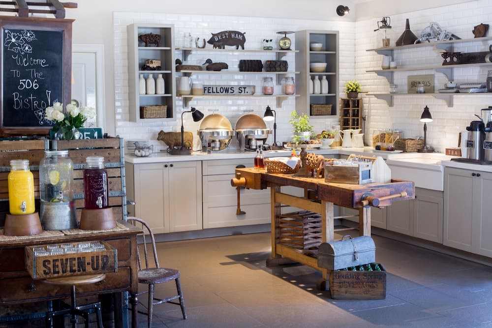 Breakfast area