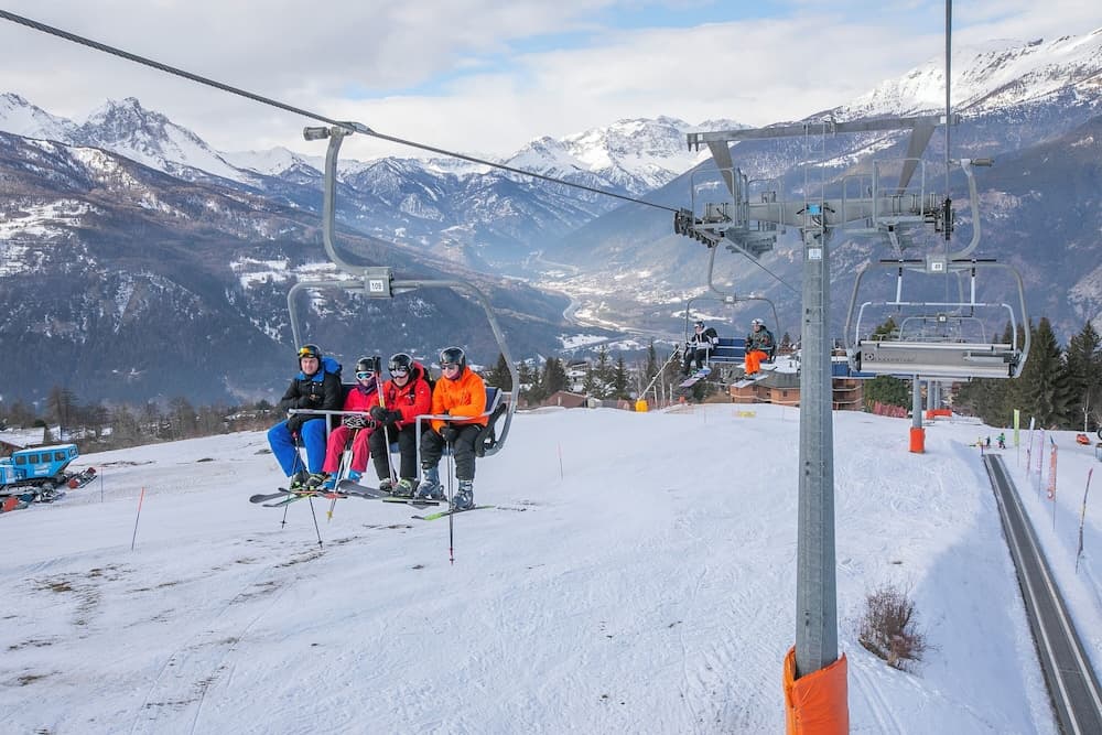 Snow and ski sports
