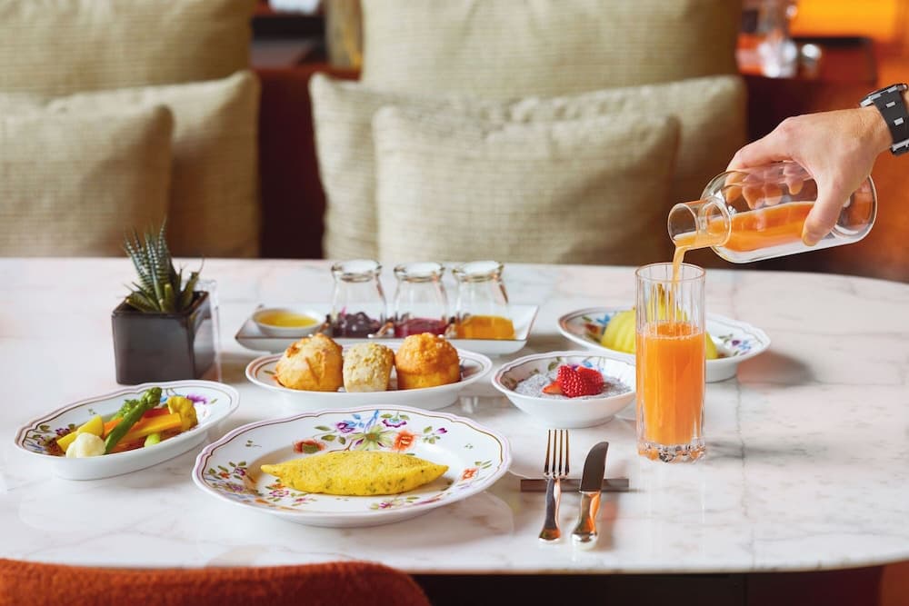 Breakfast meal