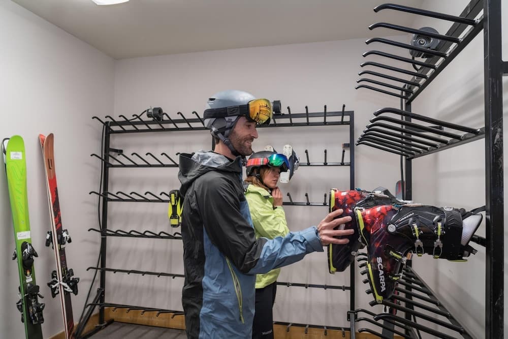 Snow and ski sports