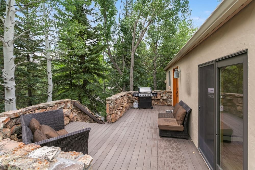 BBQ/picnic area