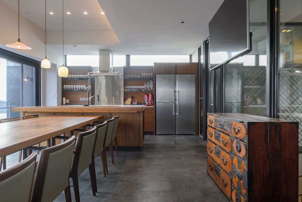 In-room dining