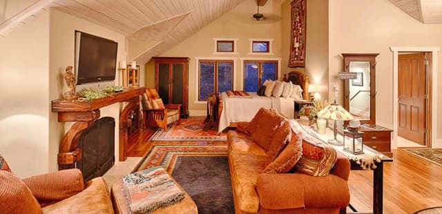 Eagles Nest Home