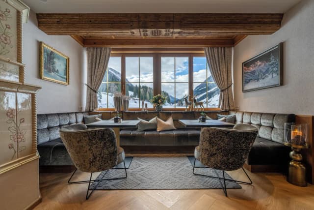 Lobby of Hotel Montanara