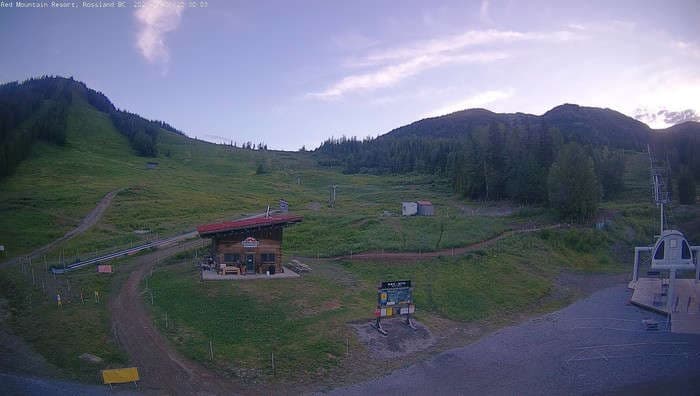 Red Resort Base Cam